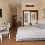Vik San Antonio Otel