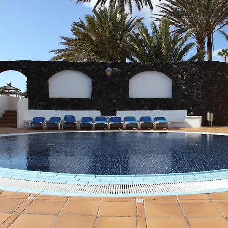 فندق Vik San Antonio 4*