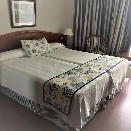 Отель Vik San Antonio