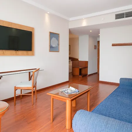 Hotel Vik San Antonio 4*