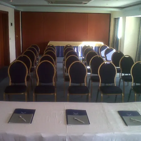 Vik San Antonio Отель