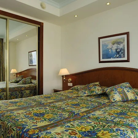 Vik San Antonio Puerto del Carmen (Lanzarote)