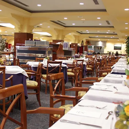 Vik San Antonio Puerto del Carmen (Lanzarote)