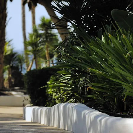 Vik San Antonio Отель 4*