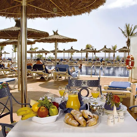 Hotel Vik San Antonio 4*