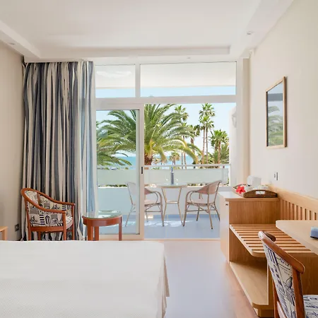 Отель Vik San Antonio