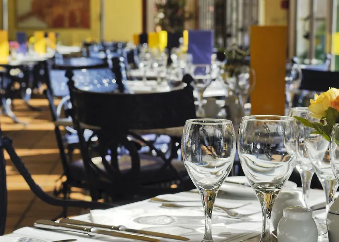 Vik San Antonio Otel 4*