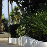 Vik San Antonio Hotel 4*