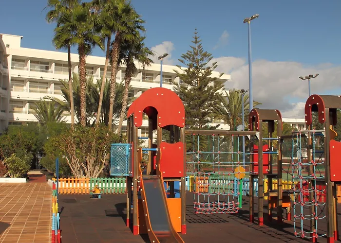 Vik San Antonio פוארטו דל כרמן